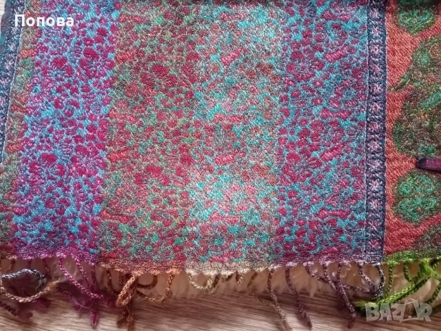 100% вълна  голям марков шал ръчна изработка, снимка 4 - Шалове - 43681930