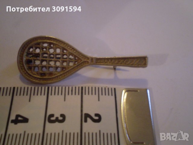 значка брошка тенис ракета , снимка 2 - Антикварни и старинни предмети - 35092646