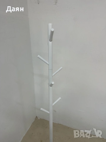 Дървена закачалка за дрехи, Свободно стояща стойка с 8 куки, за палта, шапки, чанти VASAGLE, снимка 5 - Закачалки - 53282225