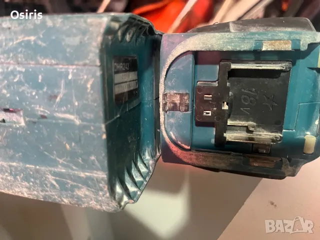 Безчетков Перфоратор на батерии Makita, снимка 2 - Бормашини - 49357480