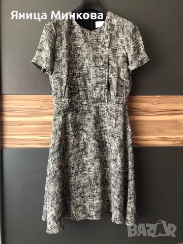 Дамска рокля Hugo Boss, снимка 2 - Рокли - 47714912