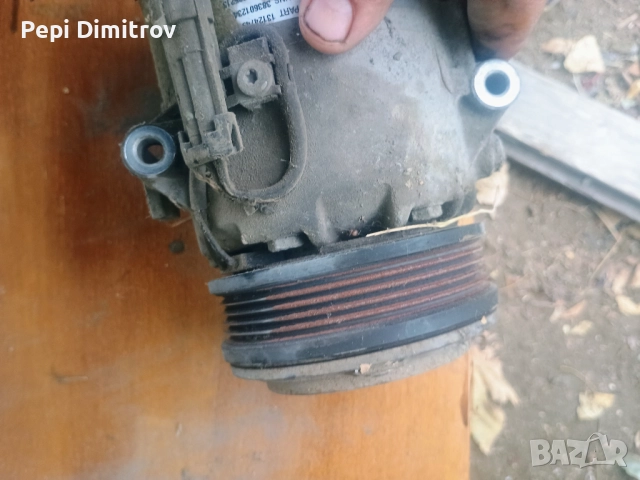 Компресор климатик за Опел 13124749 WG, снимка 2 - Части - 51683696