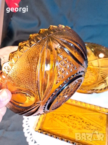 голяма и малка фруктиера, 7 купички и плато от цветно стъкло карамел 28/3, снимка 5 - Аксесоари за кухня - 51862680