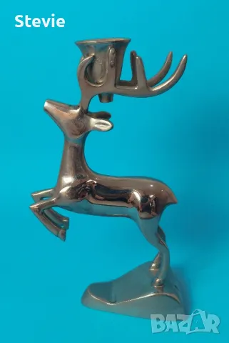 Метален свещник