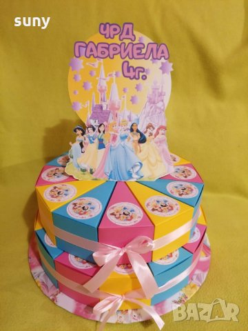 Картонена торта Принцеси, снимка 2 - Други - 32305007