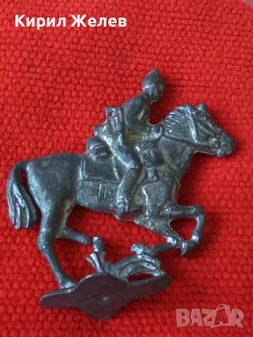 Стара ОЛОВНА ФИГУРКА КОННИК ДЕТСКА ИГРАЧКА ОЛОВЕН ВОЙНИК КАВАЛЕРИСТ За КОЛЕКЦИЯ ВОЙНИЧЕ 40824, снимка 10 - Колекции - 46960903