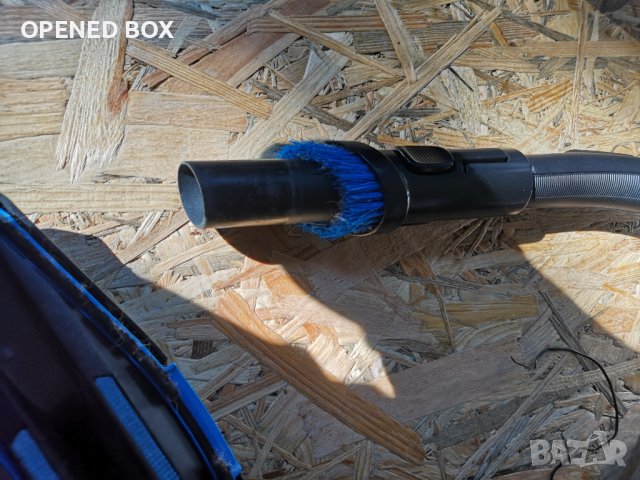 Прахосмукачка без торба, PowerCyclone 5, Четка TriActive, 650W, снимка 5 - Прахосмукачки - 38331431