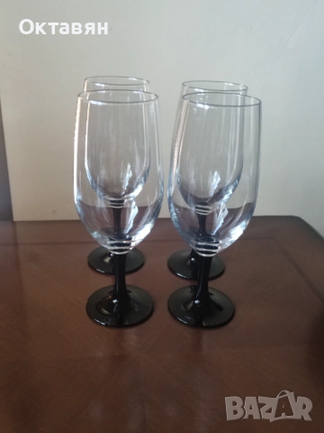 Стъклени чаши за вино, снимка 5 - Чаши - 53473004
