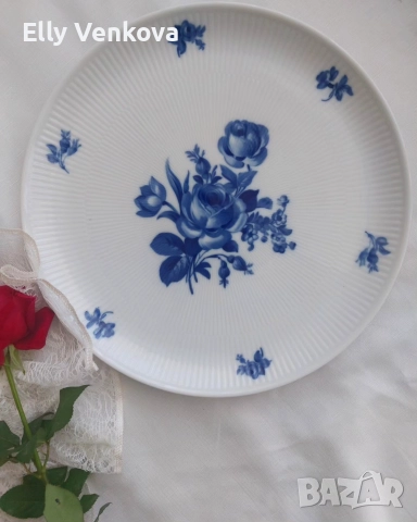 Порцеланово плато Heinrich Residenz Höchst с декор от сини цветя, снимка 3 - Чинии - 52888325
