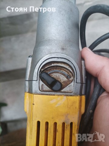 Бормашина перфоратор DeWalt, снимка 4 - Перфоратори - 37431126
