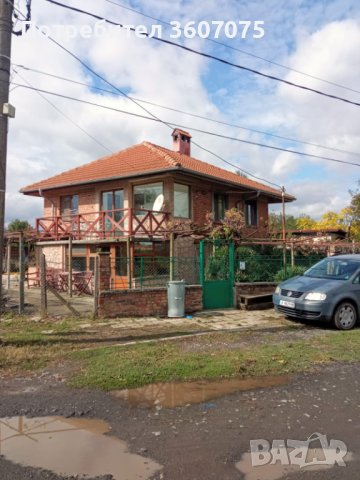 Продава се голяма къща в покрайнините на град Бургас, в село Ливада,, снимка 2 - Къщи - 43856122