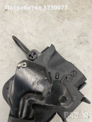 BMW F10 F11 F06 F12 F13 F01 F02 Позитивен терминал моторен отсег, снимка 3 - Части - 48677405