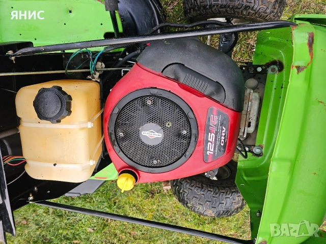ТРАКТОРНА КОСАЧКА MTD/BRIGGS&STRATTON , снимка 12 - Градинска техника - 53260892