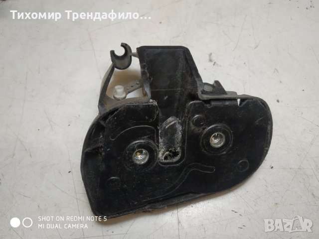 Брава,задна дясна брава фолксваген кади 2K5843604 VW Caddy 2012 Sliding Door Lock Rear Right, 2K5 84, снимка 4 - Части - 40630154