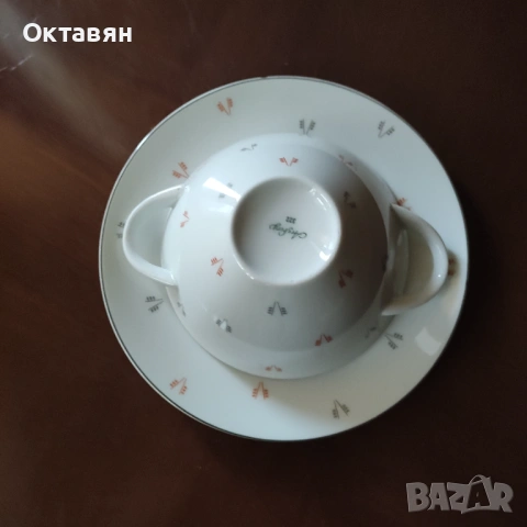 Порцеланови купички/купи с дръжки, снимка 7 - Сервизи - 53300137