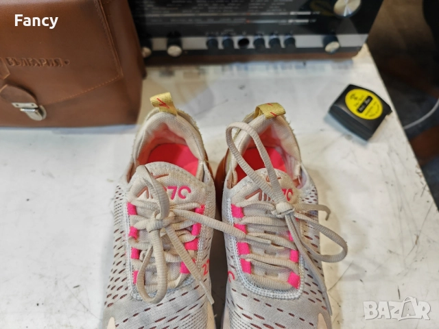 Дамски маратонки Nike Air Max 270/36 номер , снимка 11 - Маратонки - 51826466