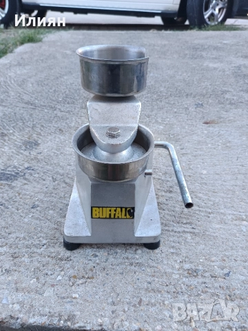 Преса за хамбургери