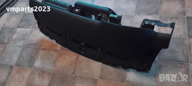 Табло Audi A8 D3 Ауди А8, снимка 3 - Части - 49780573