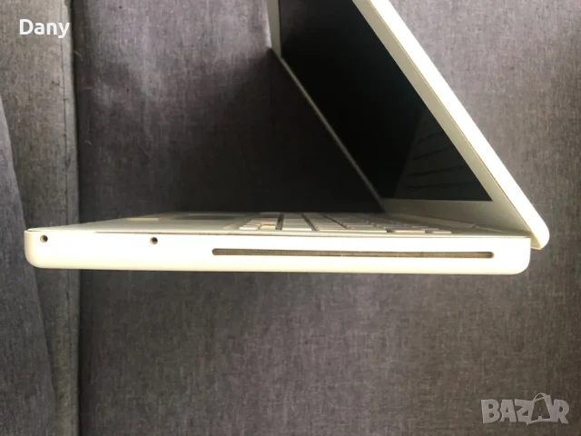 MacBook 13-inch, Late 2009 White, снимка 7 - Лаптопи за дома - 51365812