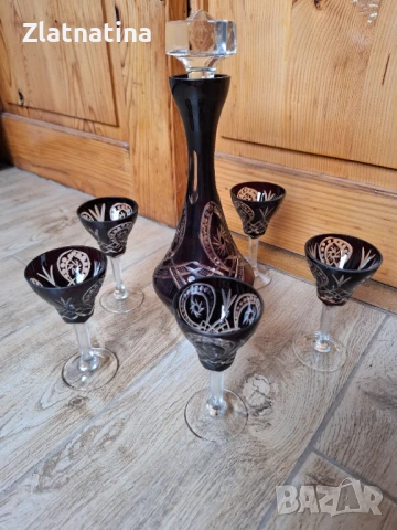 Червен кристал - 5 чаши и Гарафа, снимка 2 - Сервизи - 51051104