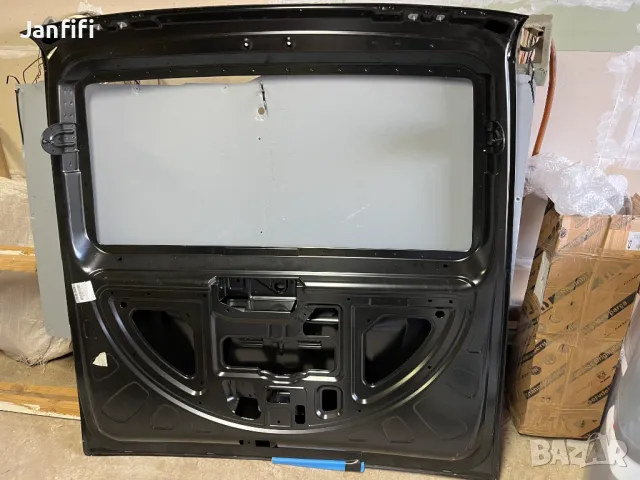 Задна 5 врата за Фиат Добло след 2005 г.-нова