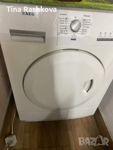 Сушилня за дрехи АEG, снимка 4 - Сушилни - 52693690