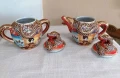 Японски комплект захарница и каничка за чай Satsuma. С богато рисувана релефна декорация. , снимка 5
