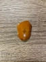 Винтидж кехлибарена брошка от естествен кехлибар, снимка 1