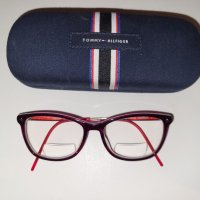 Рамки за диоптрични очила Hilfiger с оригинален калъф, снимка 1 - Слънчеви и диоптрични очила - 43830052