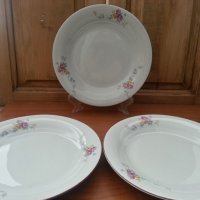 Стар български порцелан чинии, снимка 1 - Антикварни и старинни предмети - 33682388