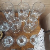Красиви осмоъгълни чаши от едно време, снимка 7 - Антикварни и старинни предмети - 37666012