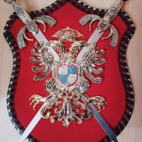 Рицарски Герб с 2 Ками за Декорация, снимка 2 - Други - 43696307