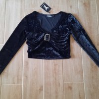 Къса блуза Ivy boutique- Velvet luxe, снимка 1 - Блузи с дълъг ръкав и пуловери - 43651908