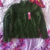 Блузка-поло в зелен цвят. Нова. , снимка 1 - Блузи с дълъг ръкав и пуловери - 44116642