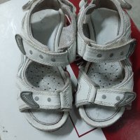 Детски сандали, снимка 5 - Детски сандали и чехли - 33413309