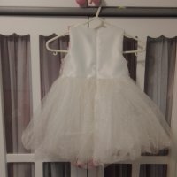 Официална рокля , снимка 2 - Бебешки рокли - 43950127