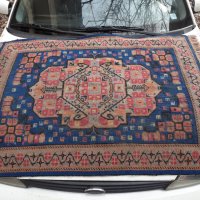 Стар вълнен ръчно тъкан и бродиран килим - килимче, снимка 1 - Антикварни и старинни предмети - 43821230