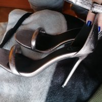 Сребристи дамски сандали на ток, снимка 2 - Сандали - 35269265
