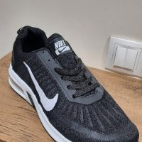 Nike маратонки, снимка 1 - Маратонки - 43656604