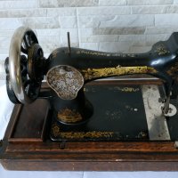 Стара ръчна шевна машина - Singer - 1912 година, снимка 6 - Антикварни и старинни предмети - 35611304