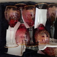 Гравирани чаши цветно стъкло за вино 6 бр., снимка 1 - Чаши - 40448334