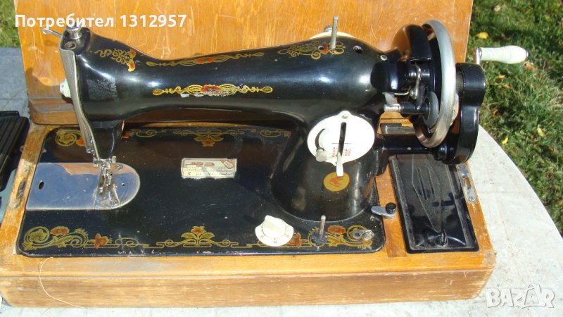 Стари  шевни машини, снимка 1