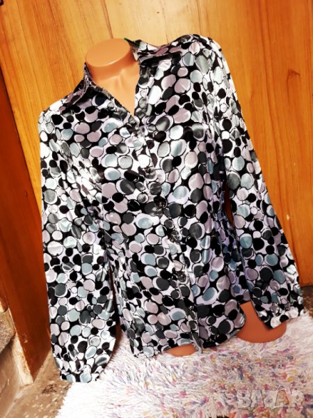 Нова Бяла риза от сатен на черни и маслено зелени точки Л, снимка 1