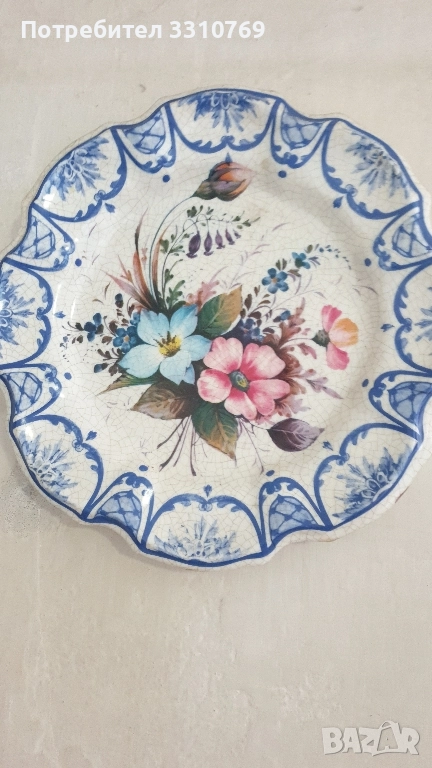 Красиви декоративни порцеланови стенни чинии. , снимка 1