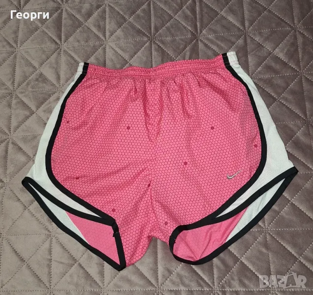 дамски шорти на Найк , снимка 1