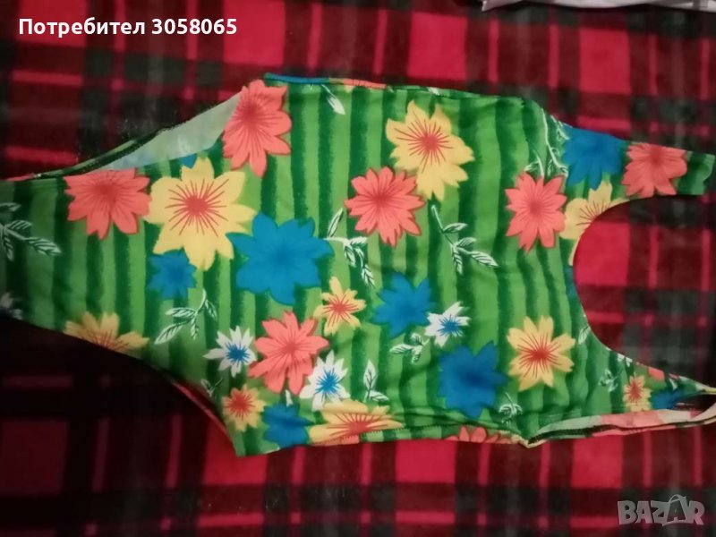 цял бански в зелено с красиви цветя, снимка 1