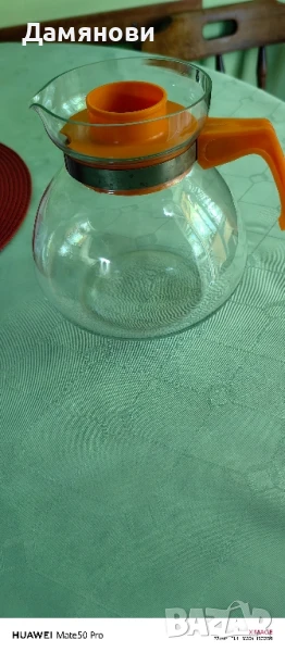 Стъклена кана за сок или чай, снимка 1