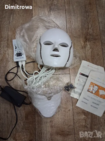 КОЗМЕТИЧНА Led маска за светлинна терапия, фотодинамична терапия за лице, акне, бръчки и други, снимка 1