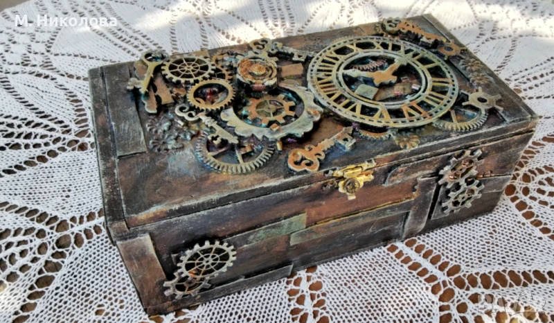 Ръчно декорирана кутия в стил стиймпънк , снимка 1