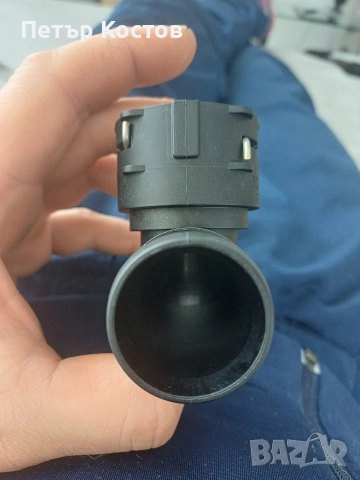 фланец охладителна течност vw 130014478AA, снимка 2 - Части - 53572122